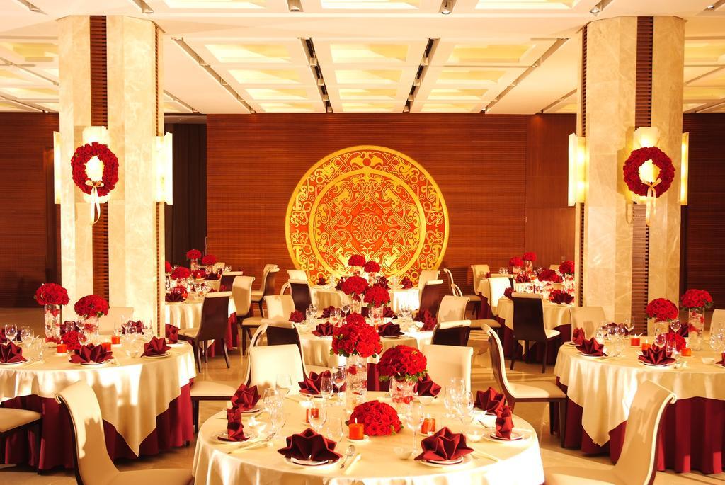 Ramada Plaza Shanghai Gateway Ресторан фото